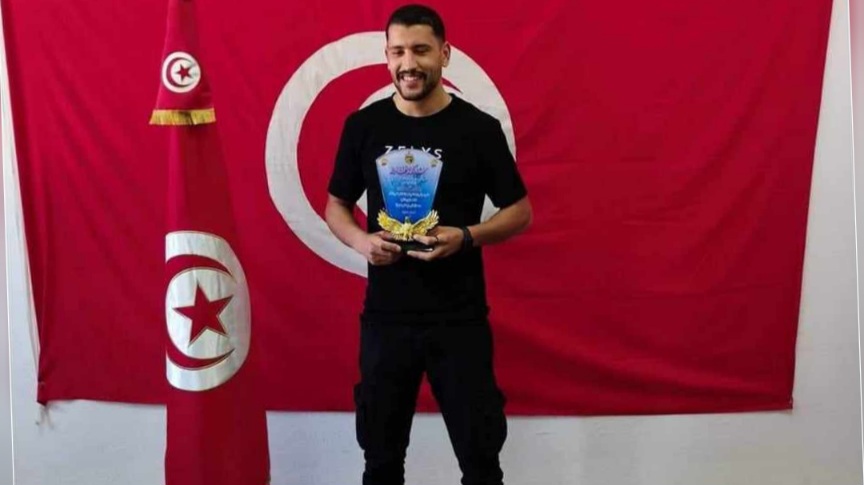 مؤسف بالكاف..وفاة بطل العالم في الفنون القتالية  في حادث مرور